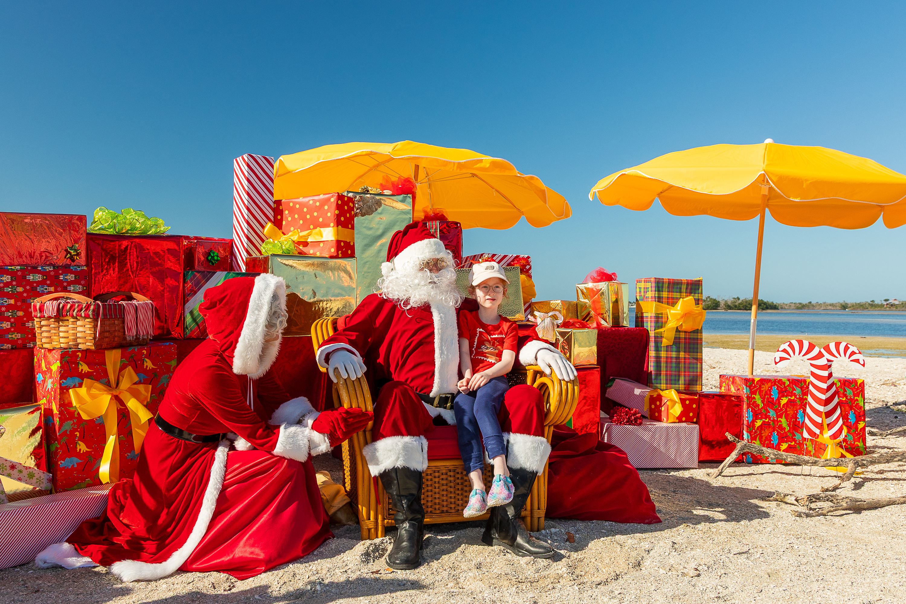 Adventures in Paradise December 2025 Christmas Photos