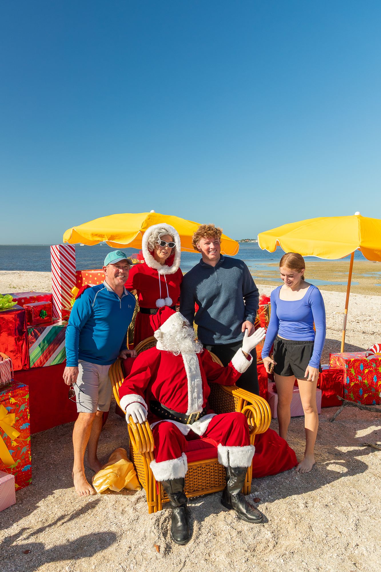 Adventures in Paradise December 2025 Christmas Photos