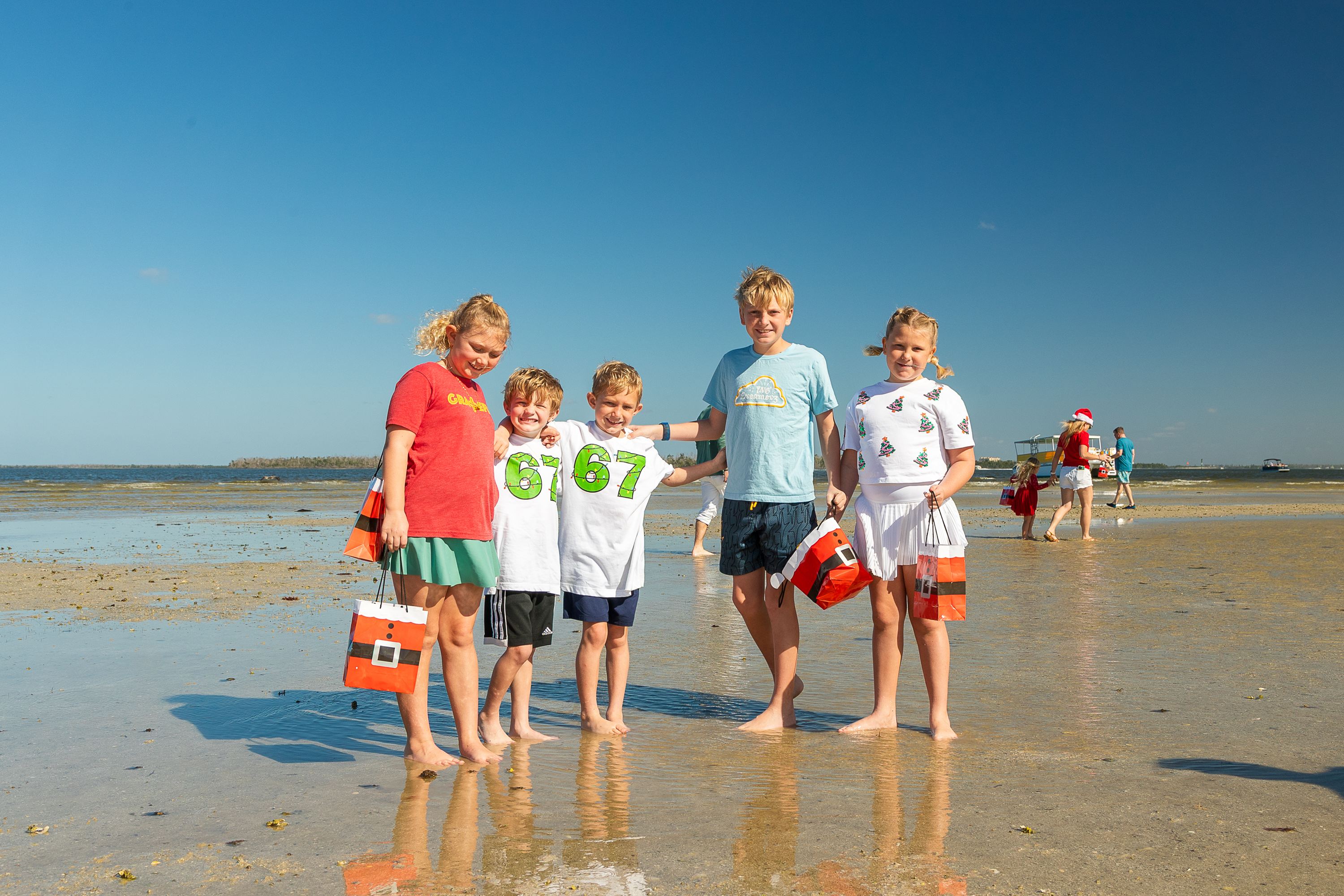 Adventures in Paradise December 2025 Christmas Photos