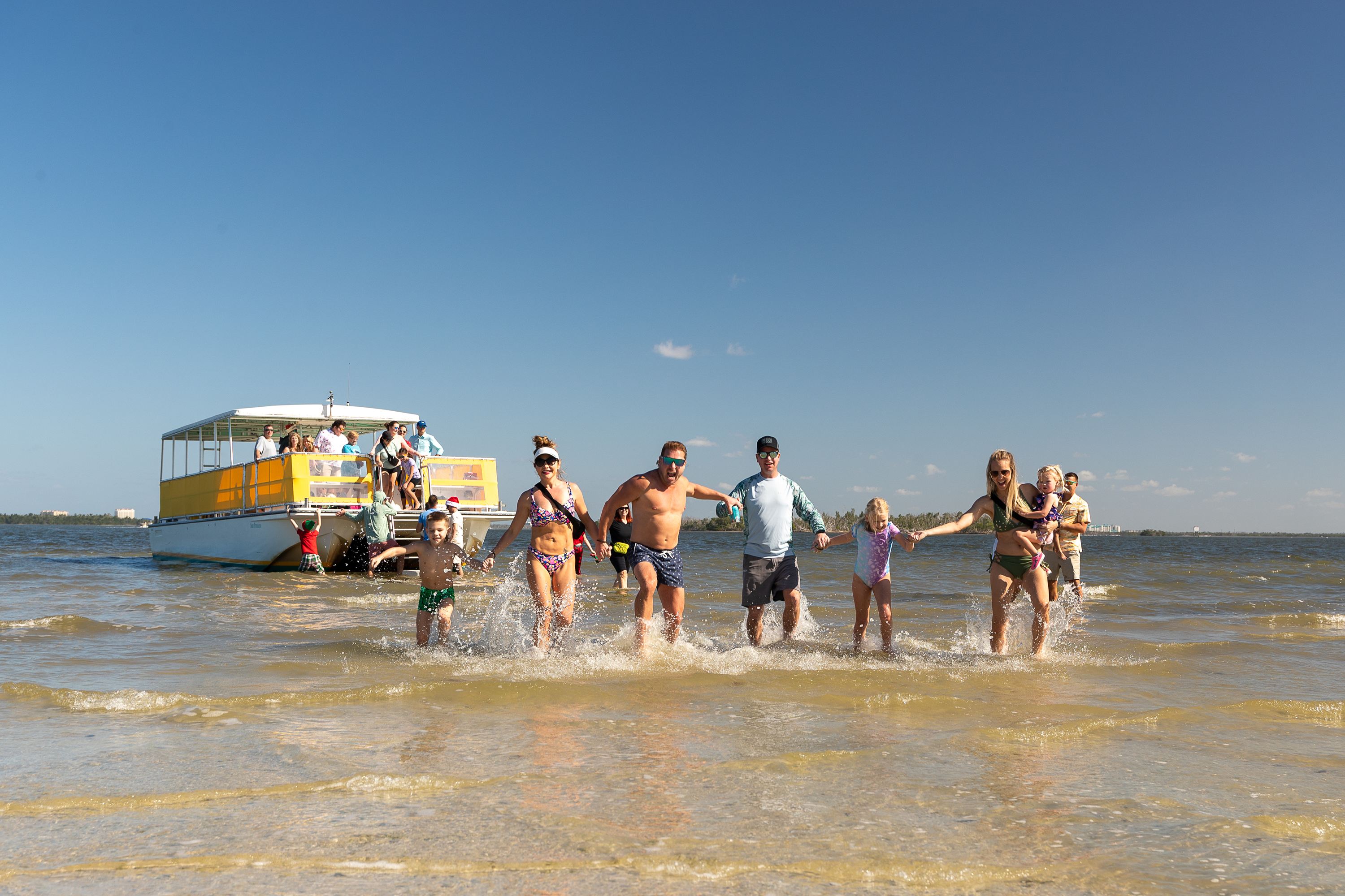 Adventures in Paradise December 2025 Christmas Photos