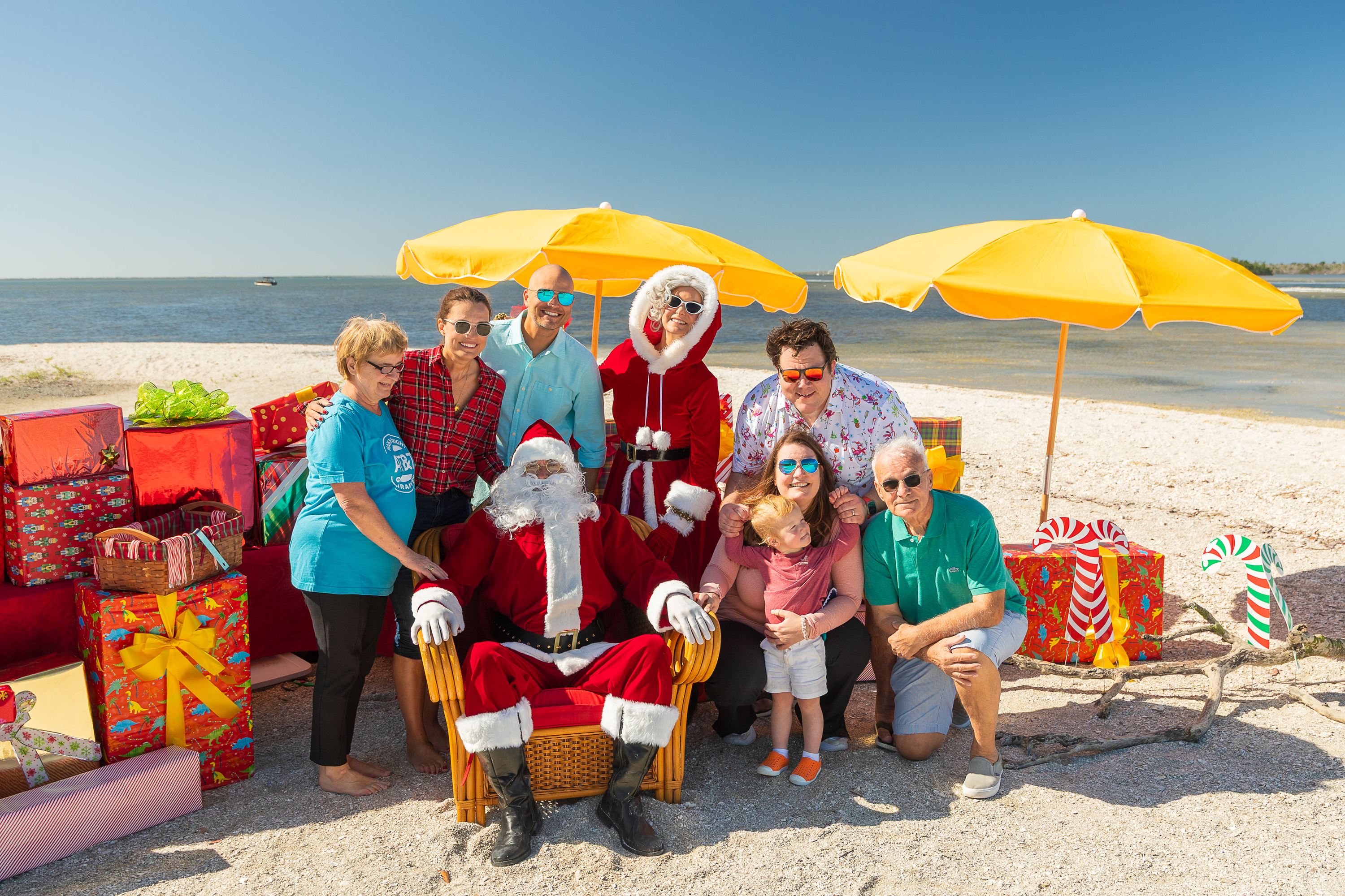 Adventures in Paradise December 2025 Christmas Photos