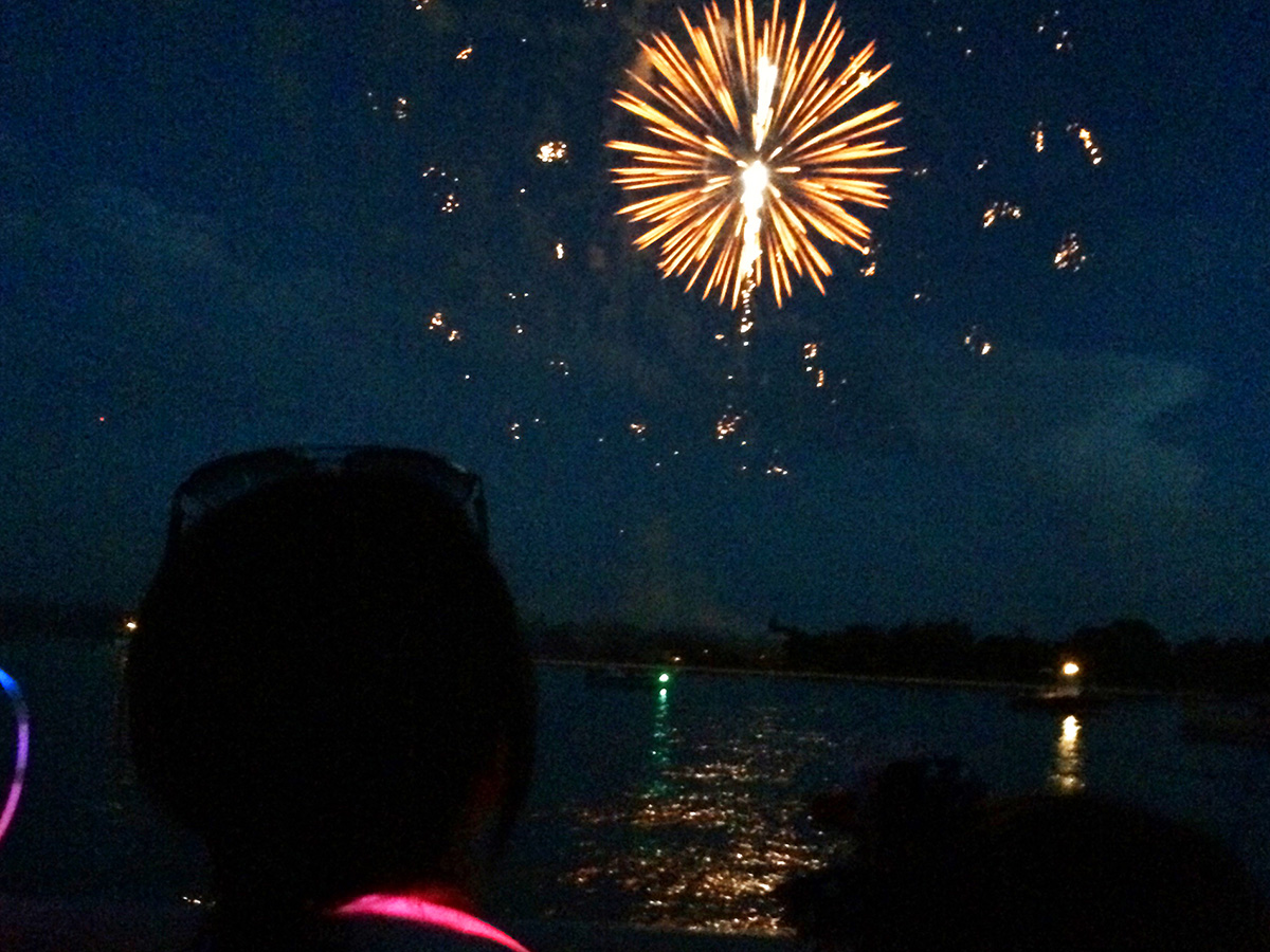 sanibel-island-fireworks-boat-cruise-3